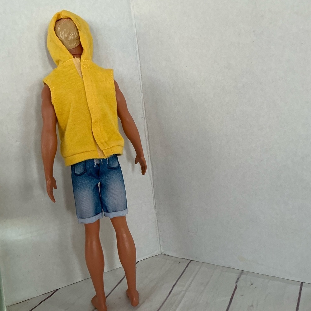 BARBIE Hybrid Ken Doll  Fashionistas Body Blonde Hair Blue Eyes Tan 2016 - Picture 4 of 9